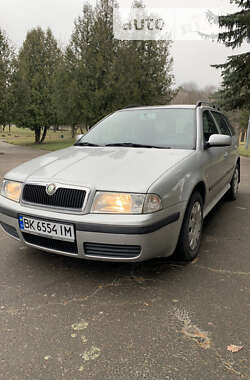 Універсал Skoda Octavia 2007 в Рівному