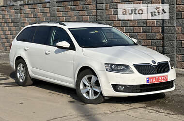 Універсал Skoda Octavia 2014 в Рівному