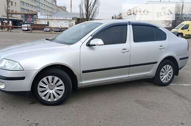 Лифтбек Skoda Octavia 2006 в Киеве