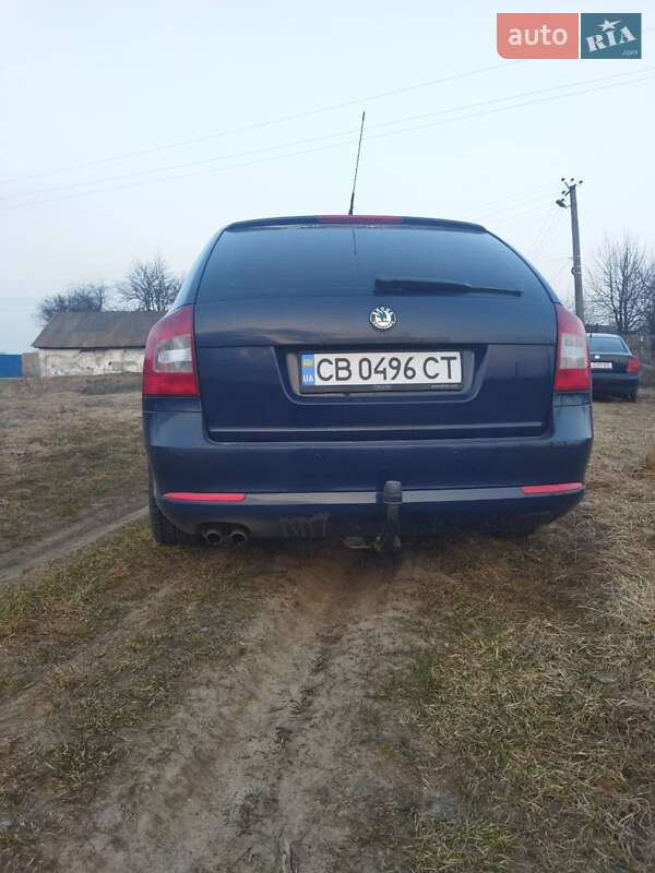 Универсал Skoda Octavia 2011 в Коропе