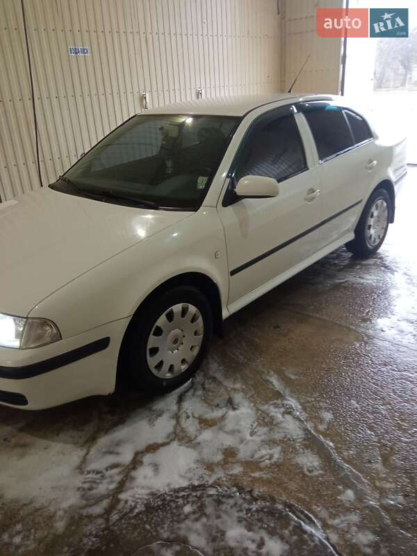 Лифтбек Skoda Octavia 2006 в 