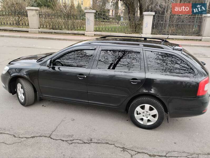 Універсал Skoda Octavia 2010 в Умані