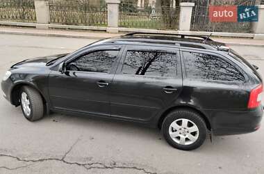 Универсал Skoda Octavia 2010 в 