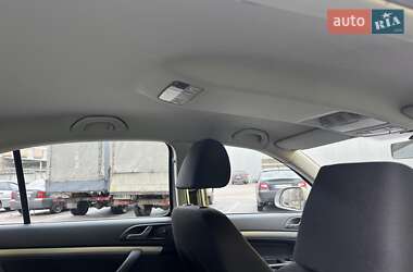 Лифтбек Skoda Octavia 2010 в Кропивницком