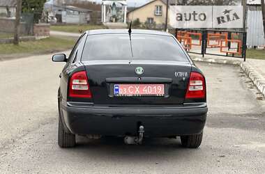 Лифтбек Skoda Octavia 2009 в Луцке