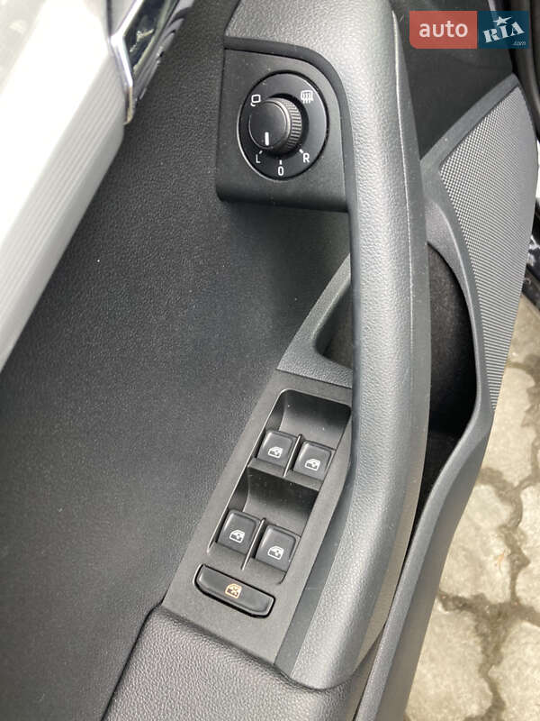 Универсал Skoda Octavia 2015 в Светловодске