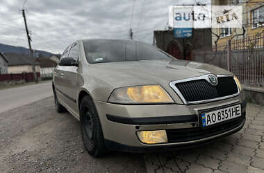 Лифтбек Skoda Octavia 2004 в Сваляве