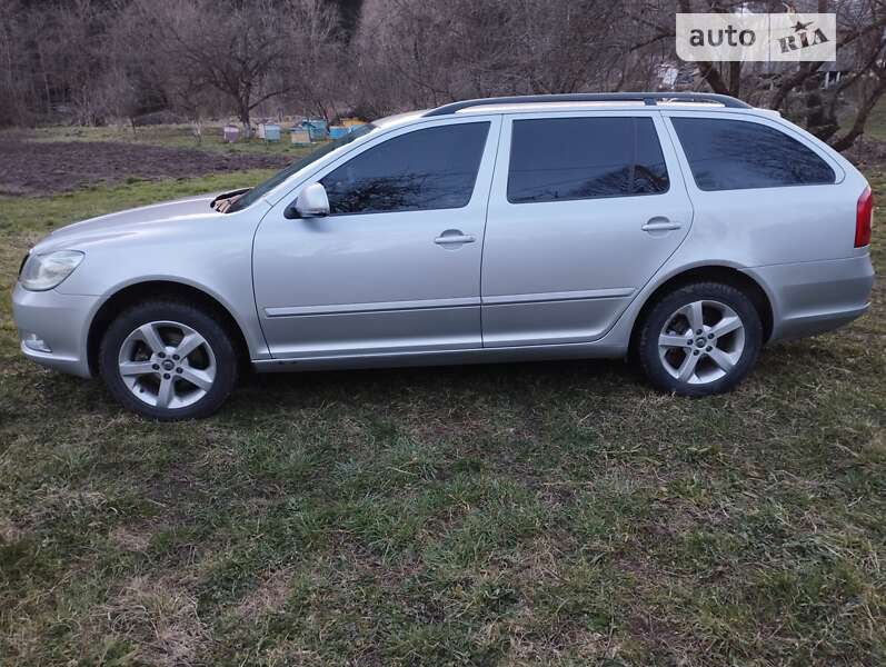 Універсал Skoda Octavia 2012 в Бориславі