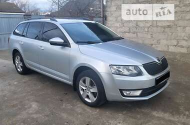 Універсал Skoda Octavia 2014 в Черкасах