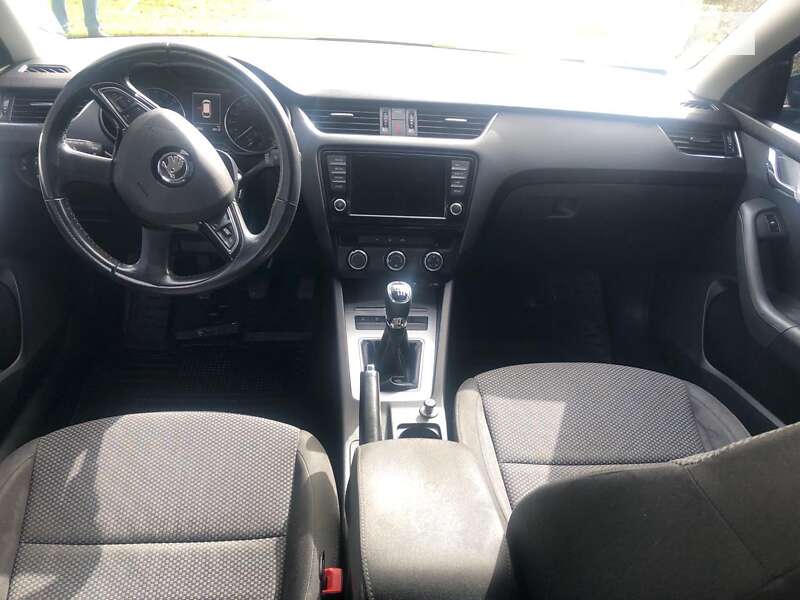 Универсал Skoda Octavia 2014 в Лубнах