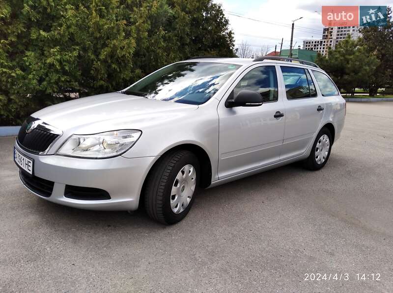 Універсал Skoda Octavia 2010 в Кропивницькому