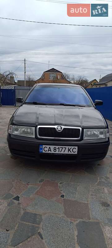 Лифтбек Skoda Octavia 2003 в Жашкове