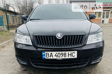 Лифтбек Skoda Octavia 2010 в Кропивницком