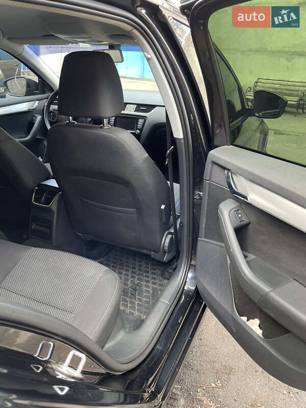 Універсал Skoda Octavia 2016 в Вінниці