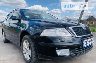 Универсал Skoda Octavia 2007 в Тростянце