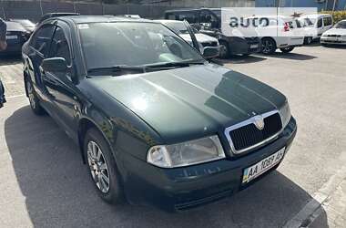 Лифтбек Skoda Octavia 2004 в Киеве