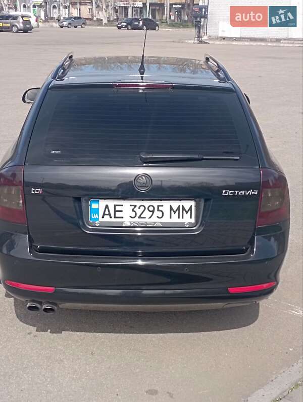 Універсал Skoda Octavia 2010 в Кривому Розі