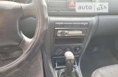 Лифтбек Skoda Octavia 2004 в Сумах