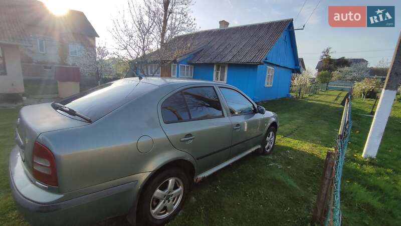 Ліфтбек Skoda Octavia 2003 в Львові