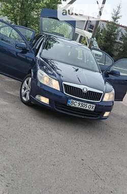 Лифтбек Skoda Octavia 2010 в Каменке-Бугской