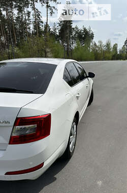 Лифтбек Skoda Octavia 2015 в 