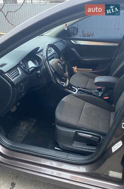 Лифтбек Skoda Octavia 2014 в 