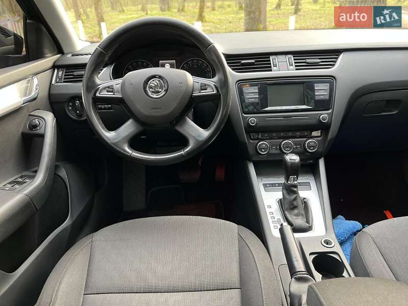 Універсал Skoda Octavia 2014 в Луцьку