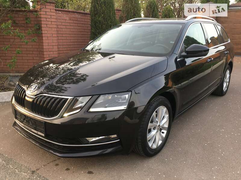 Универсал Skoda Octavia 2019 в Киеве