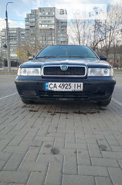 Лифтбек Skoda Octavia 1998 в Черкассах