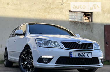 Універсал Skoda Octavia 2011 в Дрогобичі