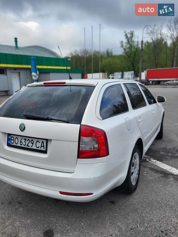 Універсал Skoda Octavia 2010 в Тернополі