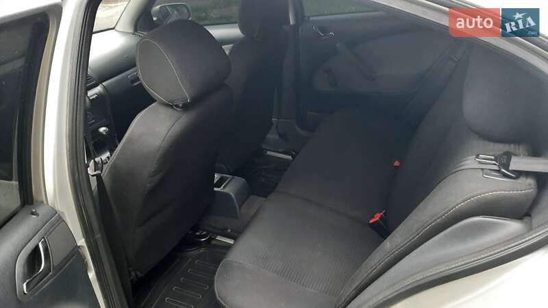 Лифтбек Skoda Octavia 2006 в Полтаве