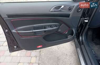 Универсал Skoda Octavia 2012 в 