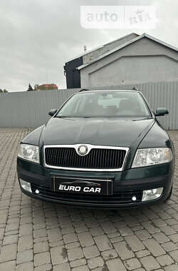 Универсал Skoda Octavia 2008 в Знаменке