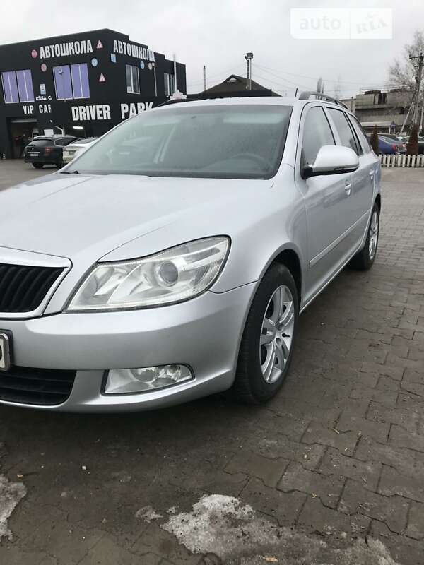 Универсал Skoda Octavia 2012 в Переяславе