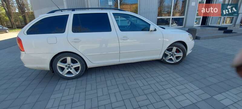 Універсал Skoda Octavia 2010 в Кривому Розі