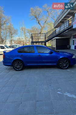 Лифтбек Skoda Octavia 2006 в Запорожье