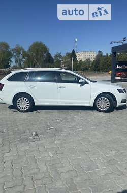 Універсал Skoda Octavia 2017 в Стрию