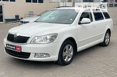 Універсал Skoda Octavia 2011 в Одесі