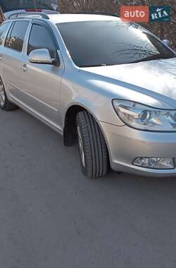 Универсал Skoda Octavia 2012 в 