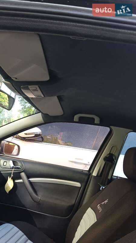 Ліфтбек Skoda Octavia 2001 в Сваляві