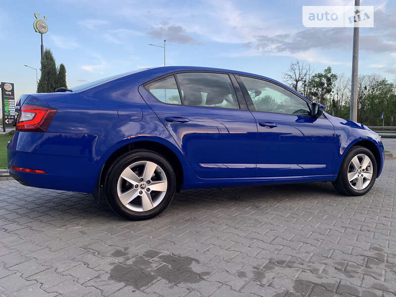 Лифтбек Skoda Octavia 2019 в Киеве