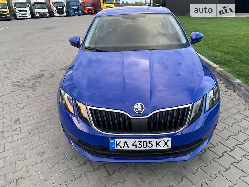 Лифтбек Skoda Octavia 2019 в Киеве
