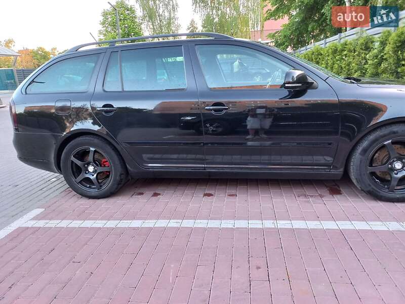 Универсал Skoda Octavia 2011 в Черкассах