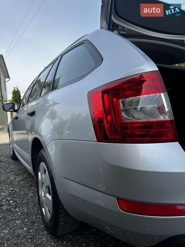 Универсал Skoda Octavia 2015 в Черновцах