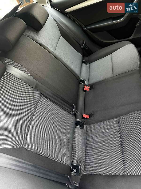 Универсал Skoda Octavia 2015 в Черновцах