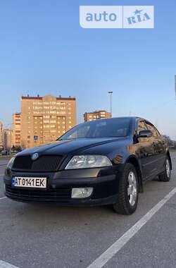 Ліфтбек Skoda Octavia 2006 в Івано-Франківську