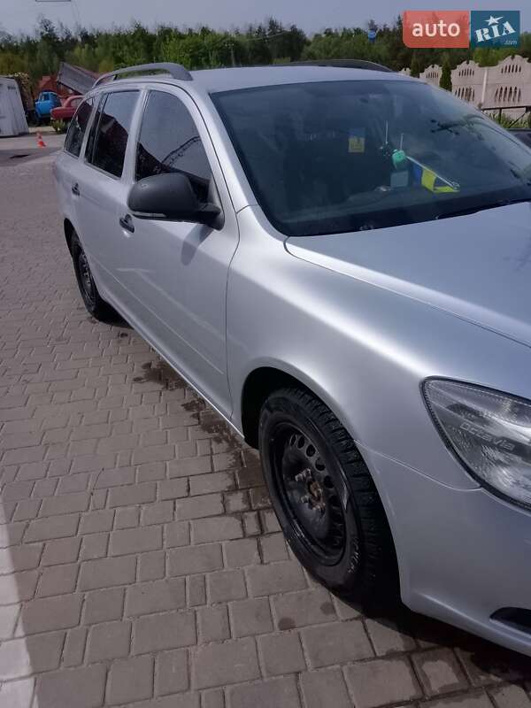 Универсал Skoda Octavia 2013 в Олевске