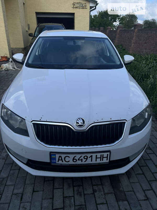 Лифтбек Skoda Octavia 2016 в Луцке