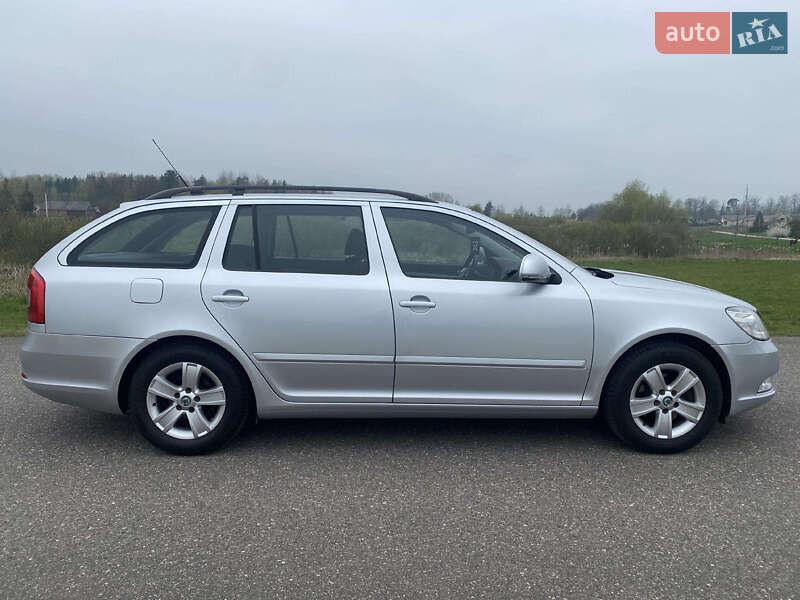 Универсал Skoda Octavia 2010 в 
